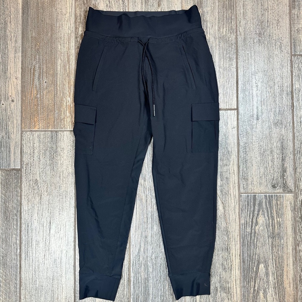 Athleta Jogger Pants Size 6 Black Cargo Pockets Drawstring Waist Activewear